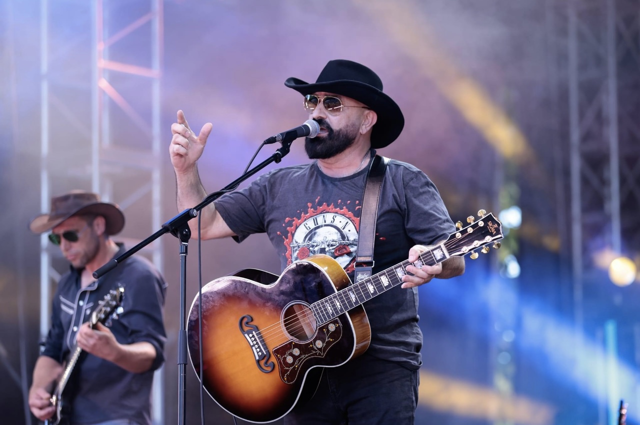 Ronnie Joudo, country singer in Sydney