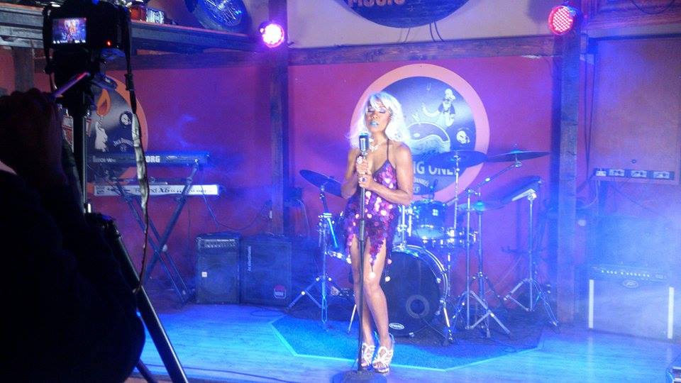 AngeliqueMusic, cover band in Sydney, photo 2