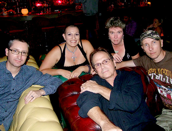 Sparkle Debarkle, cover band in Sydney, photo 2