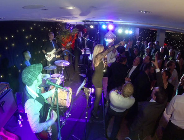 Sydney Funk Collective, cover band in Sydney, photo 3