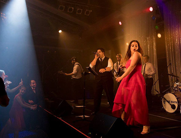 The Suits, cover band in Sydney, photo 3