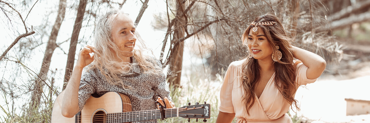 Melodiousky, musical duo in Sydney, photo 2