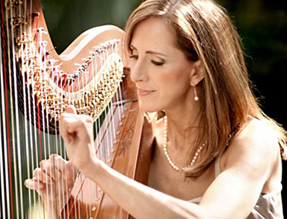Sydney Harpist Eva, harp player in Sydney