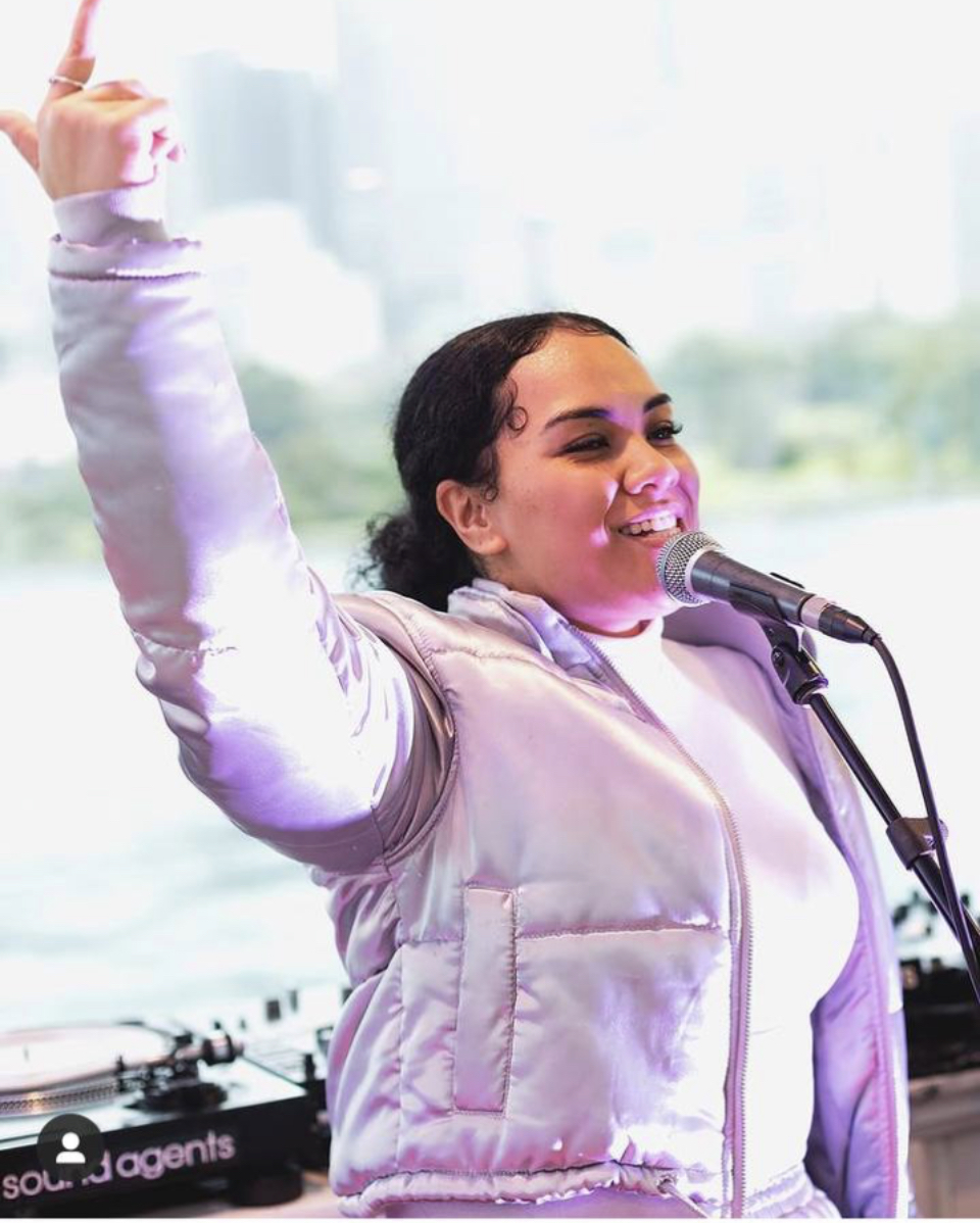 Sela Moon, singer in Sydney, photo 2