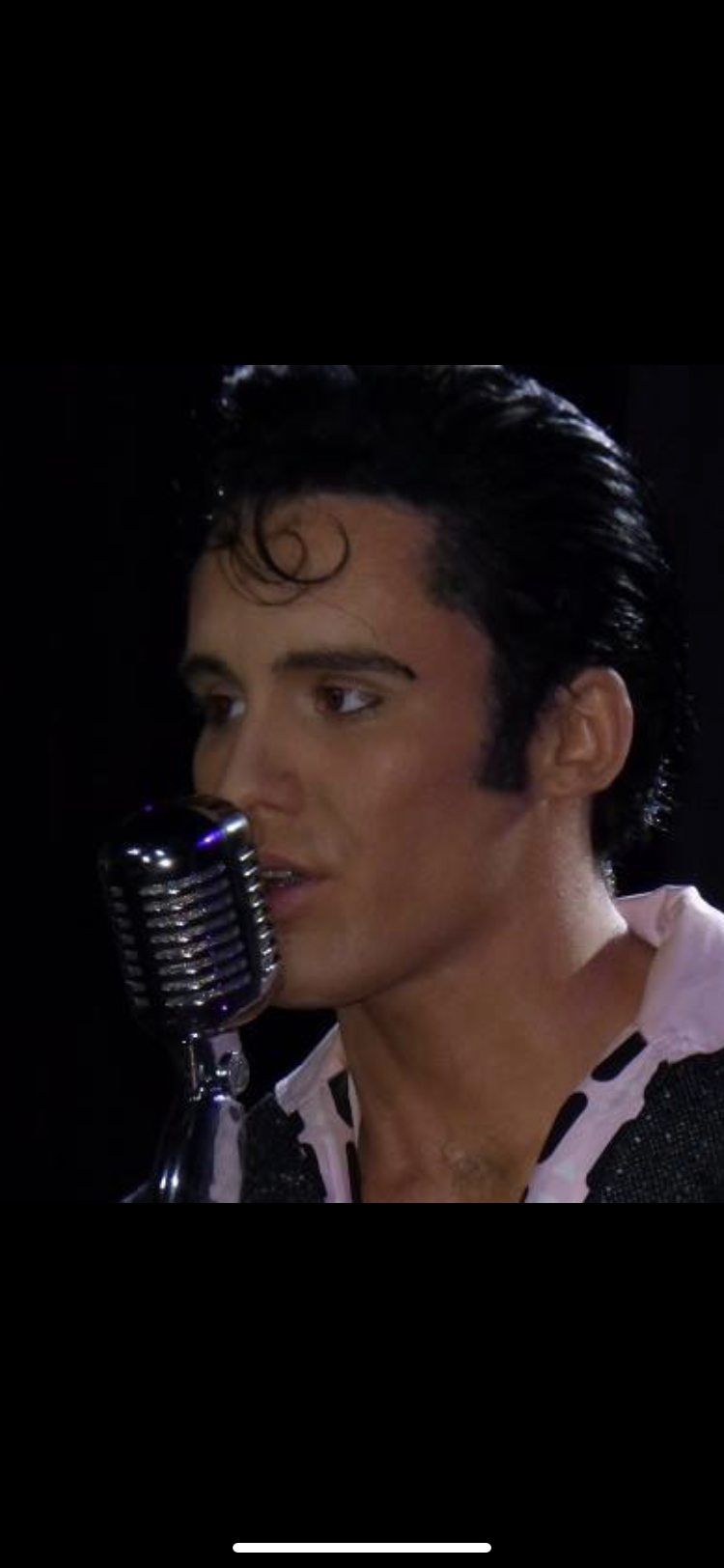 Brody - Tribute to Elvis, singing impersonator in Townsville