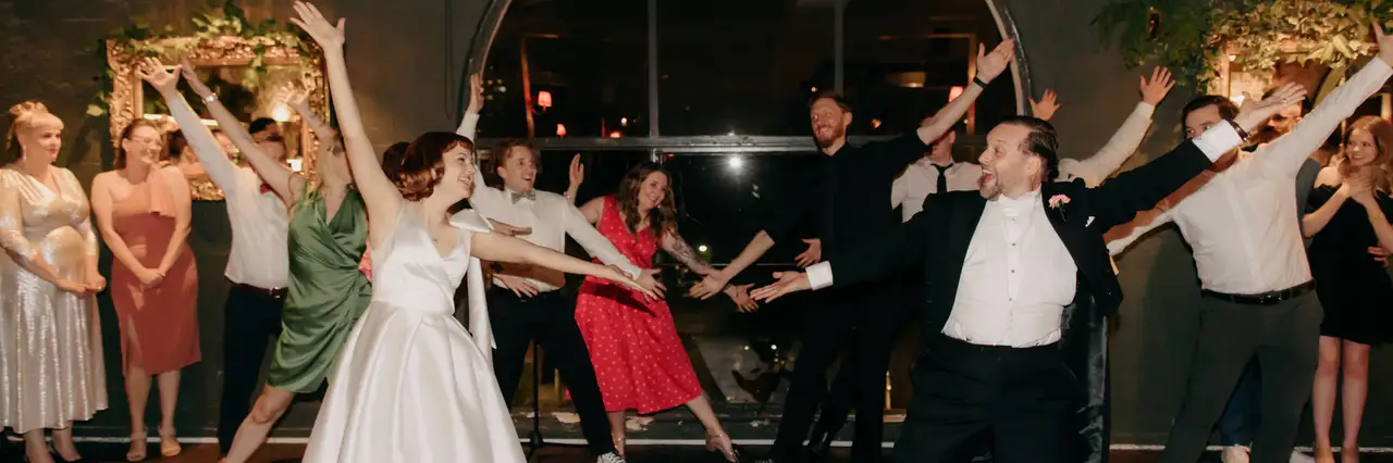 DJ Andrew McClelland, wedding band in Melbourne, photo 3
