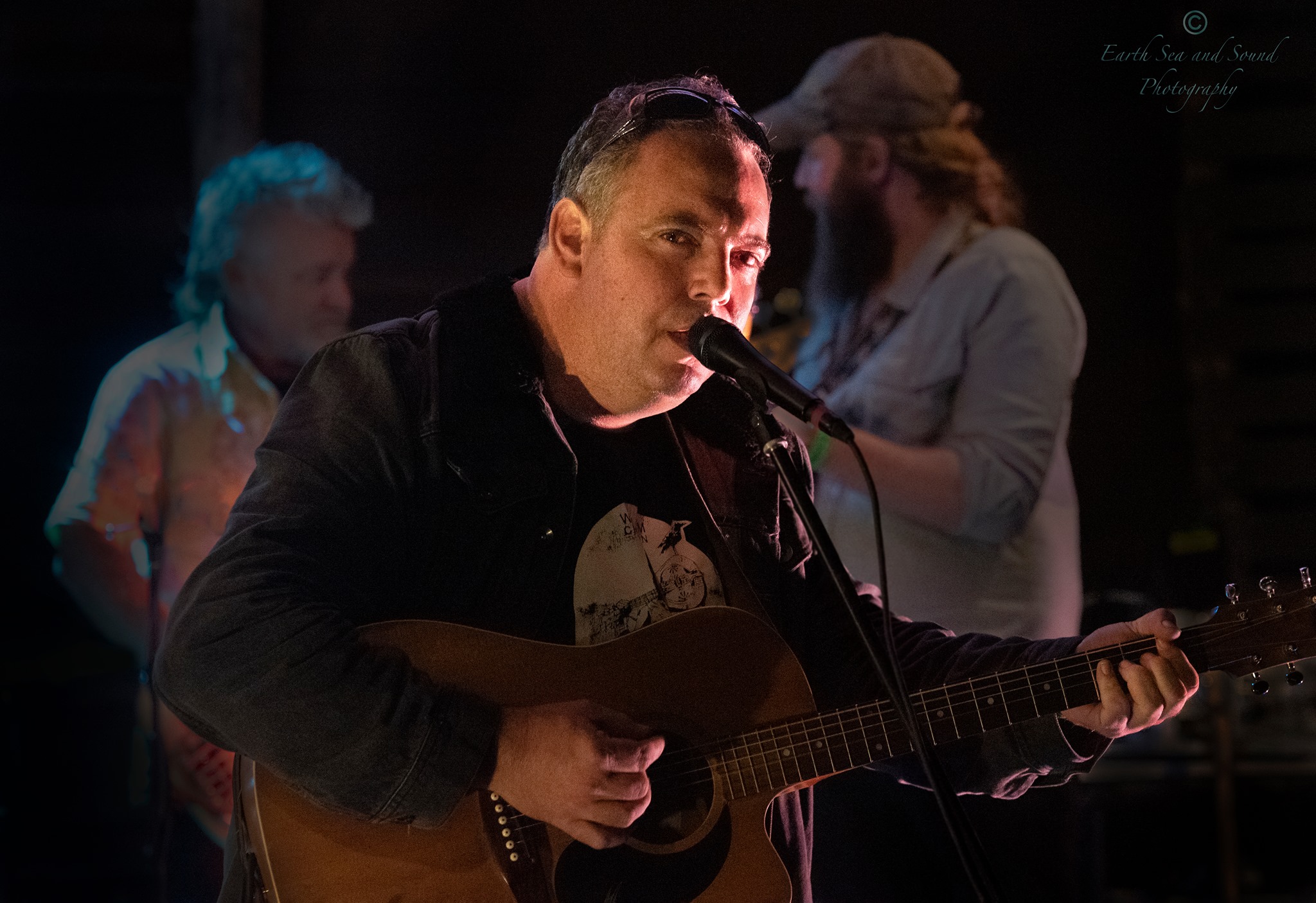 Andy Abra, singer in Wollombi, photo 2