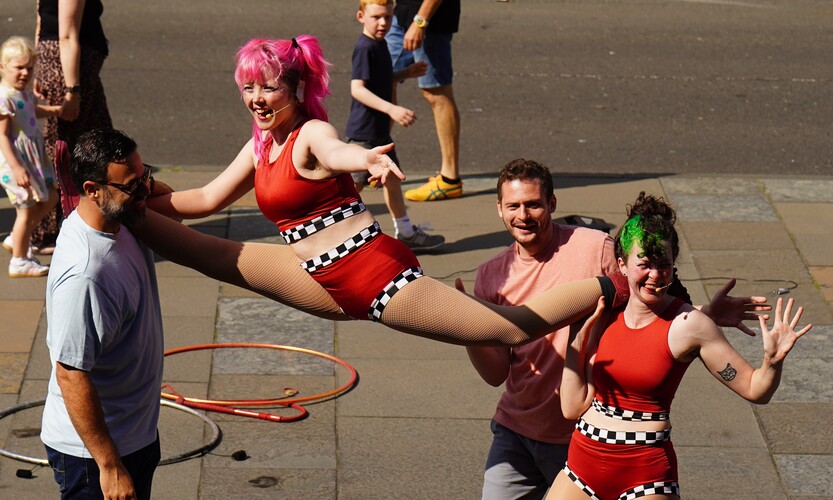 The Hoop Babes, hula hoop in Wollongong, photo 3