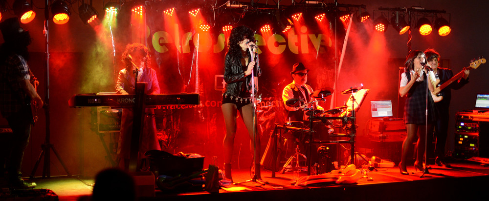 Retrospective, cover band in Wollongong, photo 3