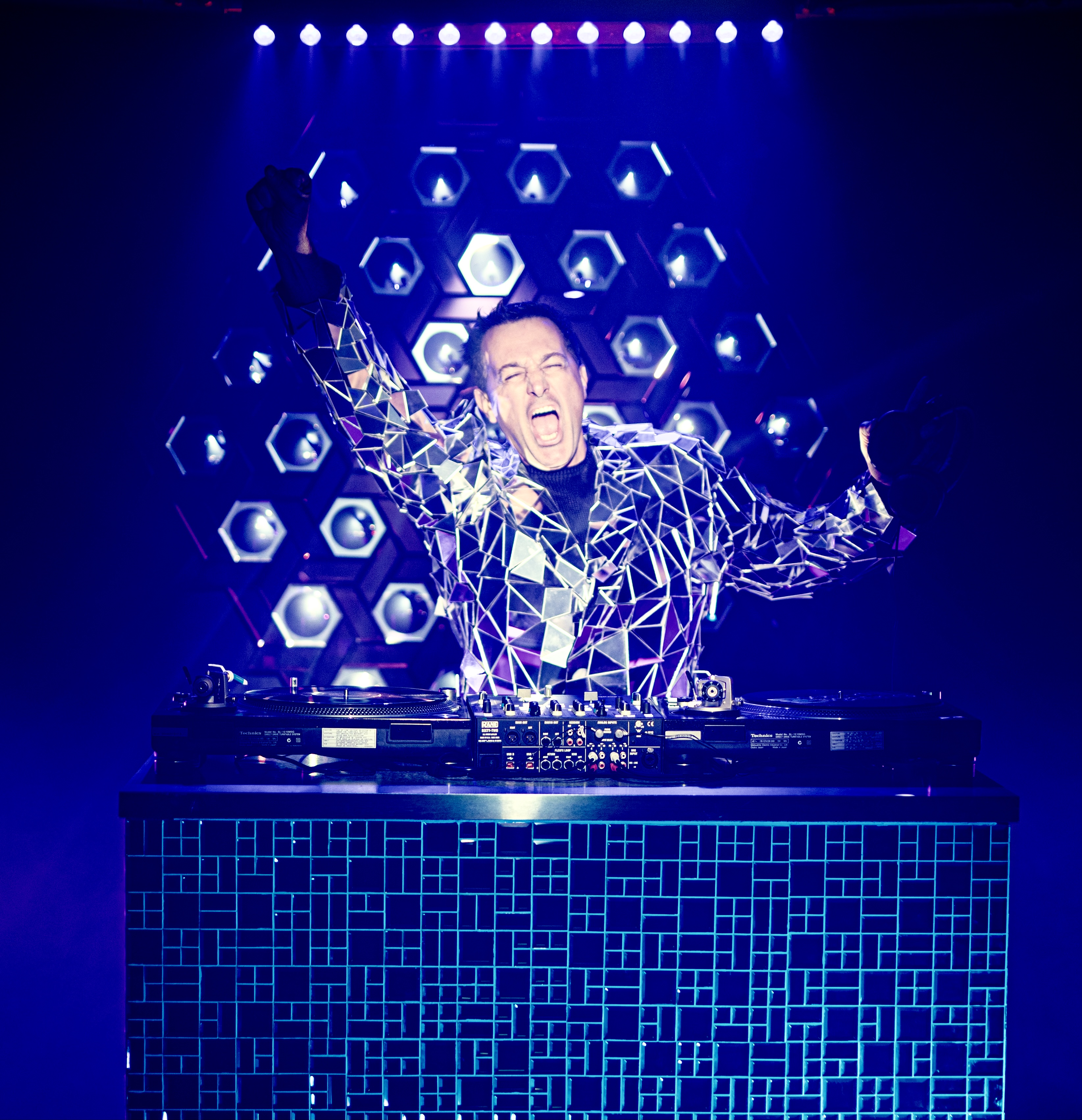 Pro Sound & Lighting, dj in Wollongong
