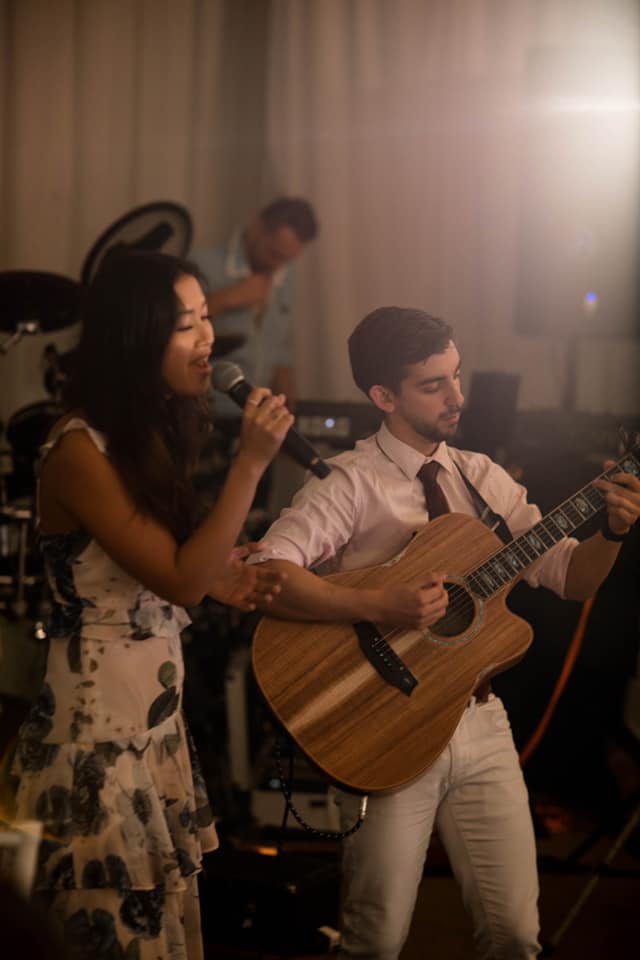 Mel & Allen Music, musical duo in Wollongong, photo 2