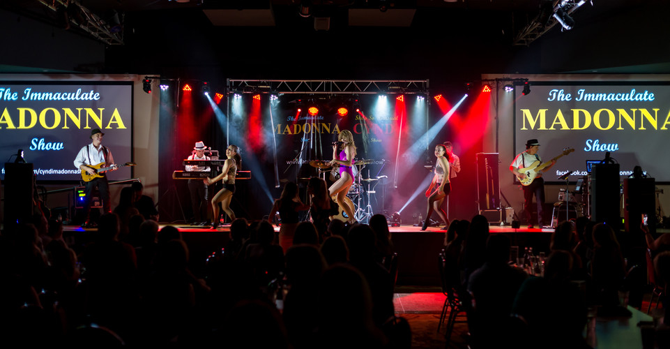 Cyndi Madonna, tribute band in Wollongong, photo 2
